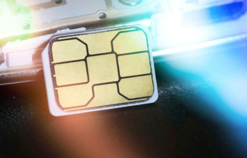 Di Balik Kabar Kebocoran Data Registrasi Ulang Kartu SIM