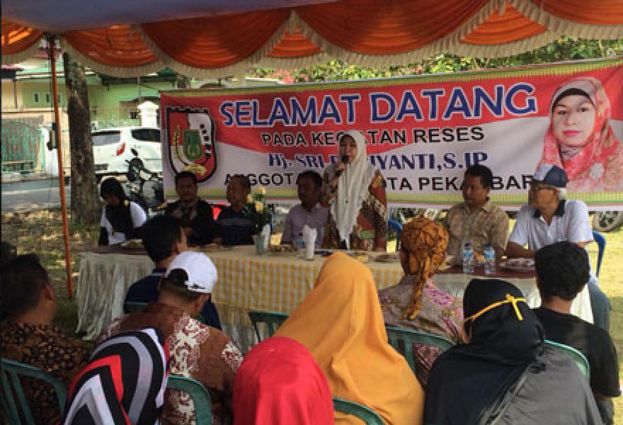 Di Reses Sri Rubiyanti, Warga Simpang Tiga Minta Penambahan Puskesmas 