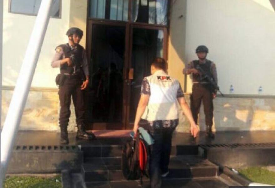KPK Geledah Kantor DPRD Kabupaten Bengkalis
