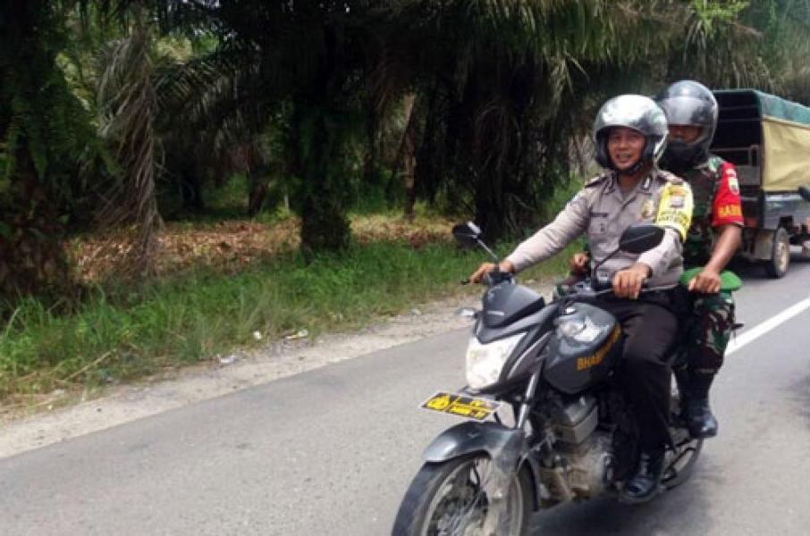 Luar Biasa, Babinsa Dan Babinkamtibmas Selalu Kompak Dalam Pengamanan Kampanye Di Inhil