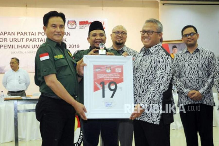 Resmi Jadi Peserta Pemilu 2019, PBB Dapat Nomor Urut 19