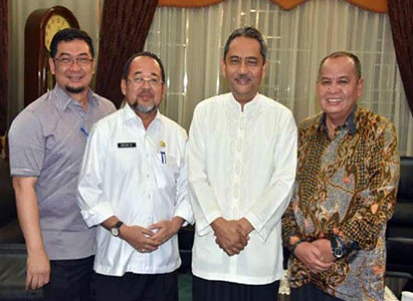 Sekda Bengkalis Hadiri Rapat Penyaluran Dana Transfer 2018 di Pekanbaru