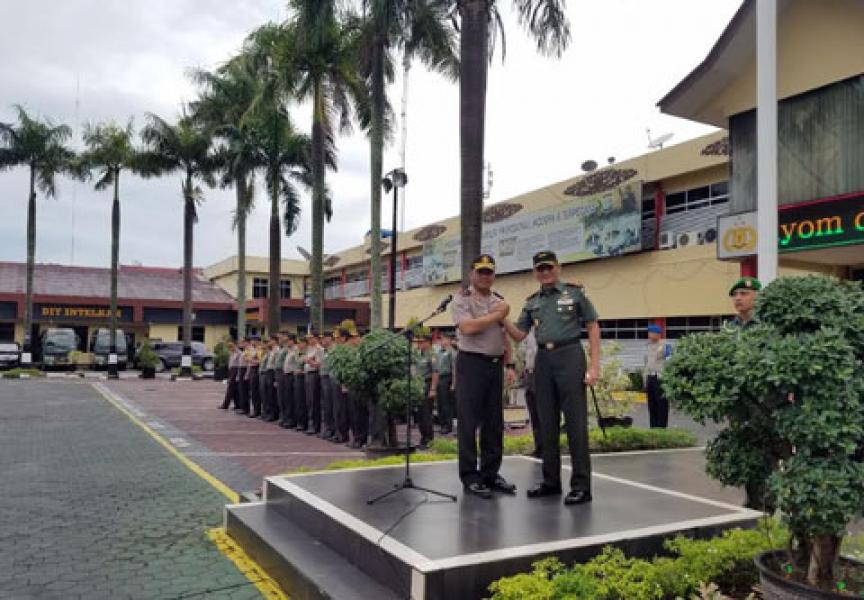 Wujudkan Sinergitas, Korem 031/WB Dan Polda Riau Apel Pagi Bersama