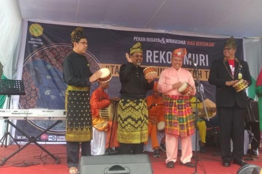 Gubri Apresiasi UMRI Dalam Menjaga Budaya Melayu Melalui Tanjak