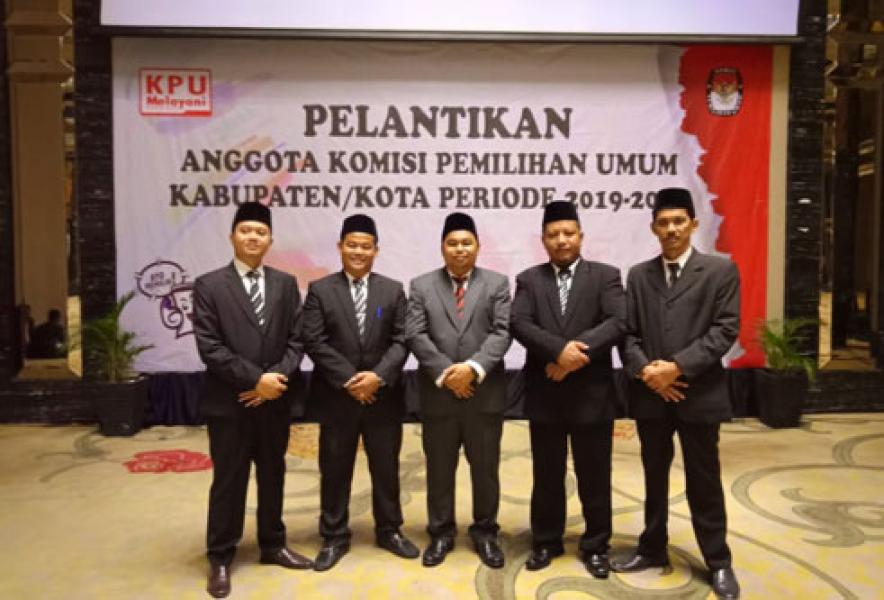 Lima Anggota Komisioner KPU Pelalawan Dilantik