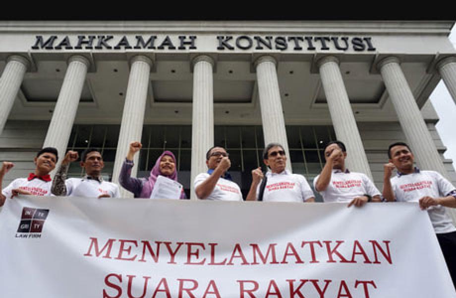 MK Putuskan e-KTP Bukan Syarat Wajib, Suket Bisa untuk Mencoblos