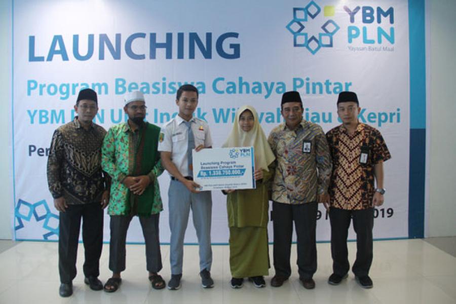 PLN Wilayah Riau Kepri Launching Program Beasiswa Cahaya Pintar