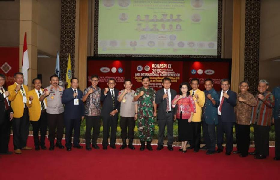 Panglima TNI Silaturahmi dengan 500 Rektor dan Dosen Se-Indonesia