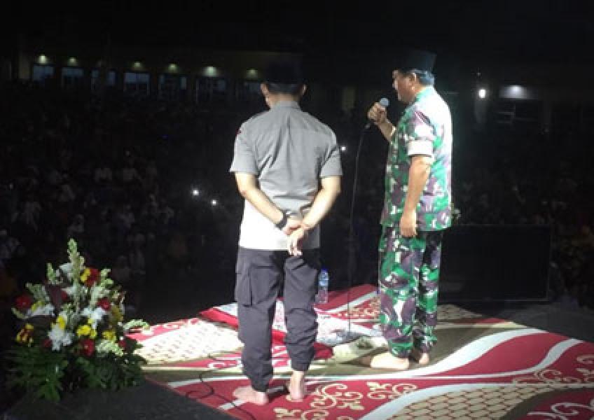 Panglima TNI Silaturahmi di Pondok Pesantren Al-Baghdadi Karawang