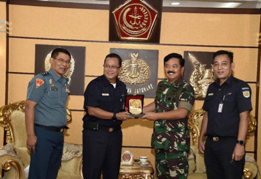 Panglima TNI Terima Audiensi Direktur Utama PT. KAI 