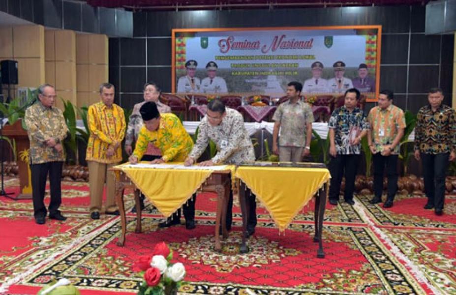 Pemkab Inhil Terima CSR Dari Bank Riau Kepri 