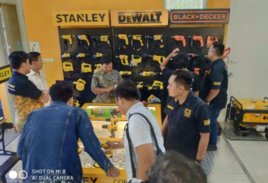 Perluas Pasar, Stanley Black & Decker Buka Showroom & Authorized Service Center di Semarang