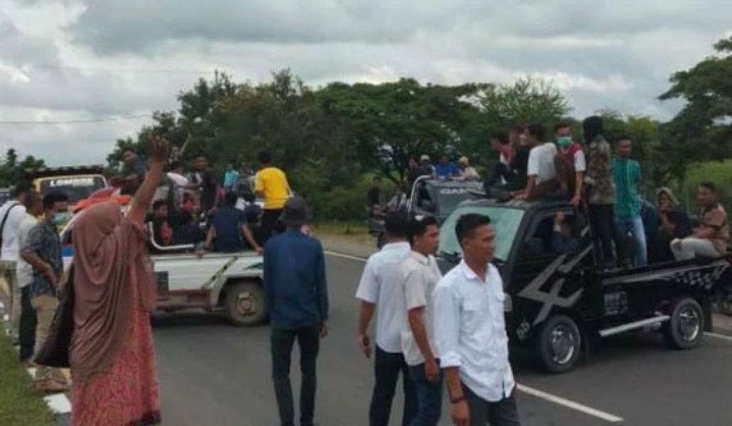Tolak Neno Warisman ke Lombok, Pendemo Malah Diusir Warga