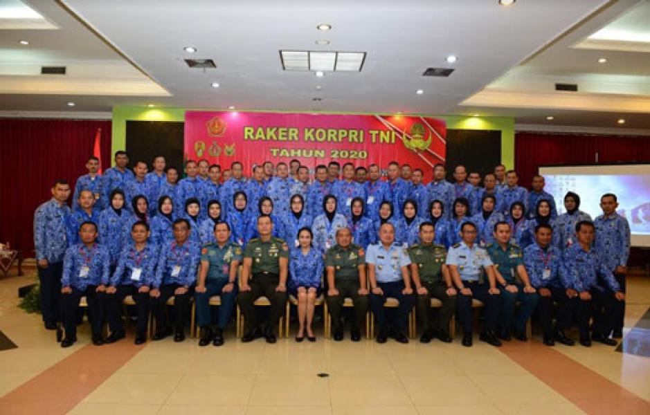 Aspers Panglima TNI: PNS TNI Harus Mampu Menjalankan Peran Sebagai Unsur Perekat Persatuan dan Kesatuan Bangsa