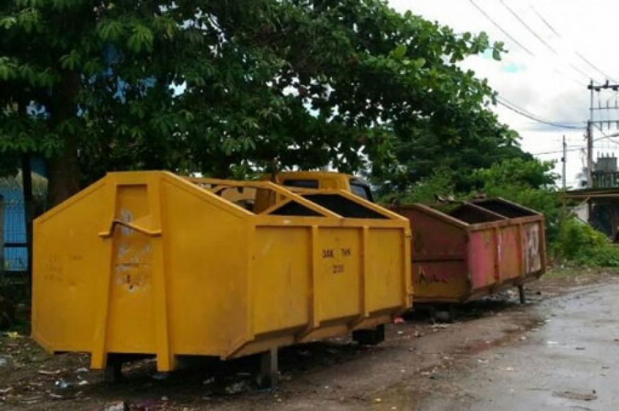 Atasi Tumpukan Sampah, DLH Pelalawan Adakan 5 Bin Container 