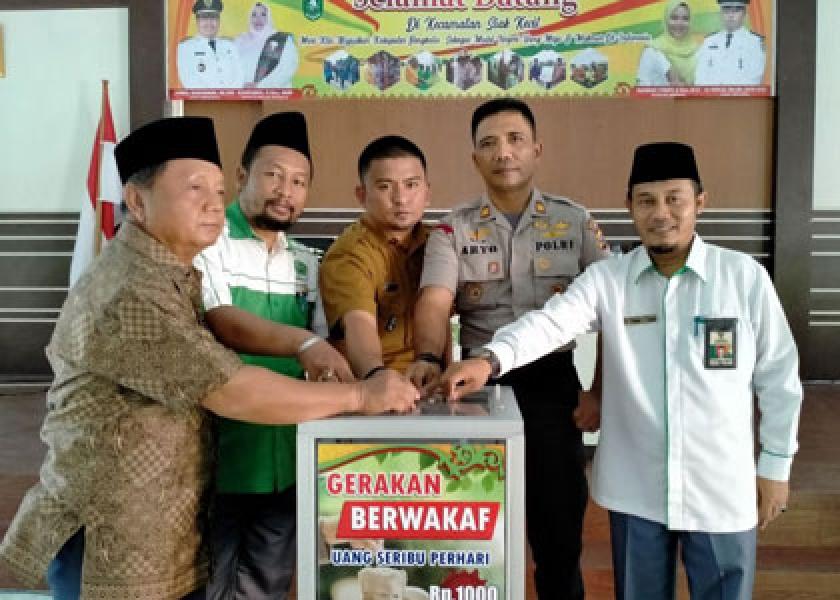 Baznas Bengkalis Salurkan Zakat Ekonomi, Kesehatan & Kemanusiaan di Siak Kecil
