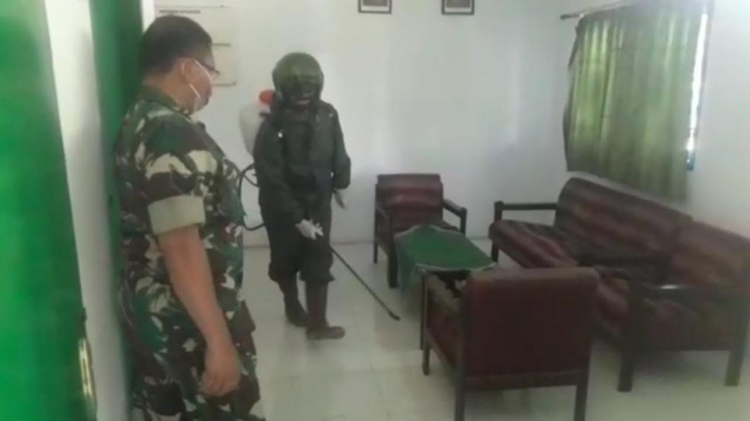 Cegah Virus Corona, Kantor Koramil 05/Kampar Kiri Disterilkan