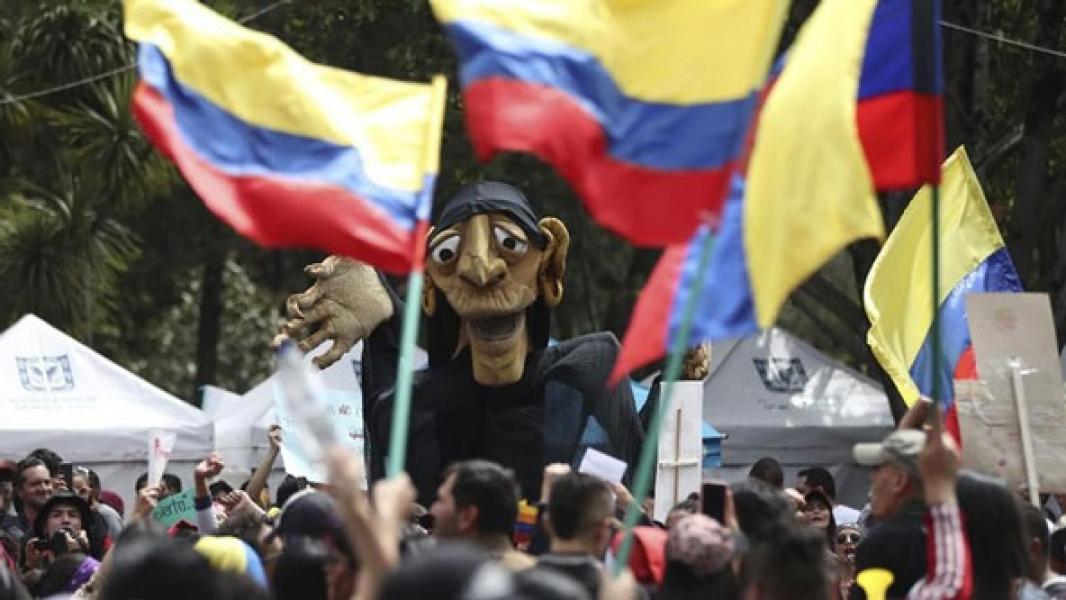 Demi Selamatkan Nyawa, Columbia Putuskan Lockdown