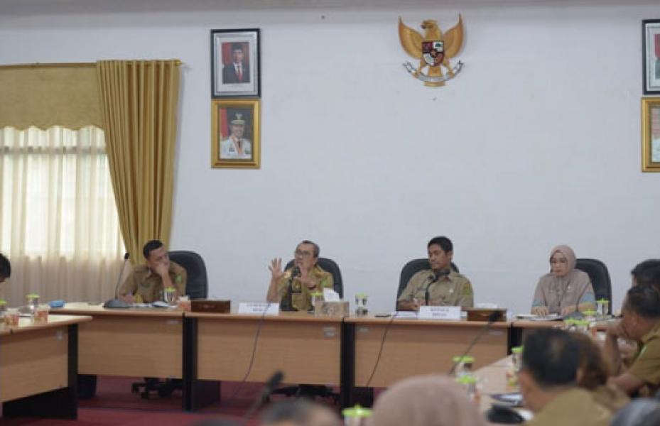 Gubri Beri Arahan Pencegahan Karhutla Kepada 13 KPH Dinas LHK Riau