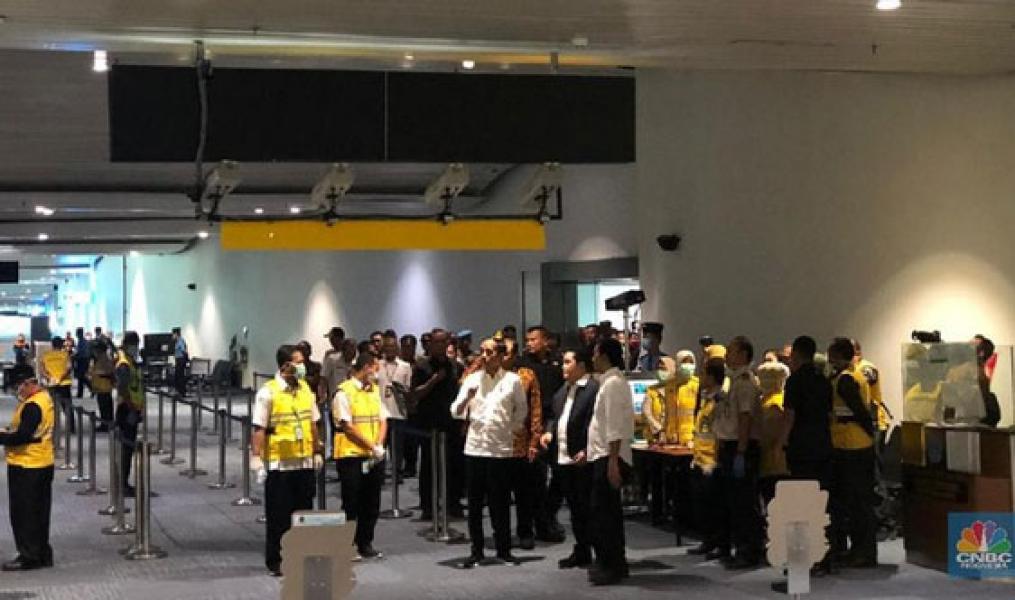 Hari Ini, RI Resmi Tolak Masuk Travelers dari 8 Negara