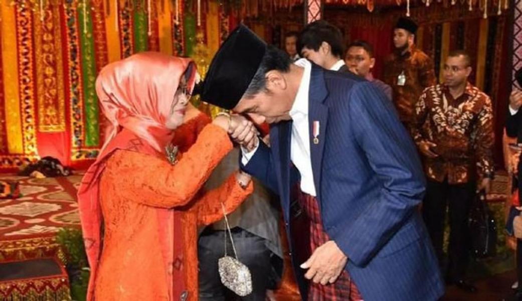 Ibunda Presiden Jokowi Meninggal Dunia