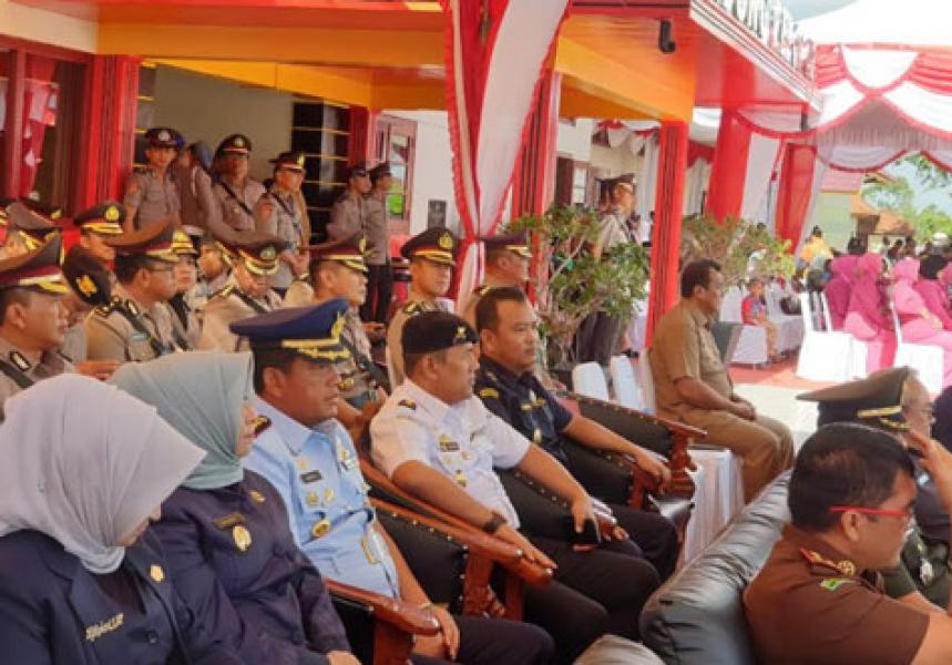 Kamla Zona Maritim Barat Hadiri Penutupan Pendidikan Pembentukan Bintara Polri 