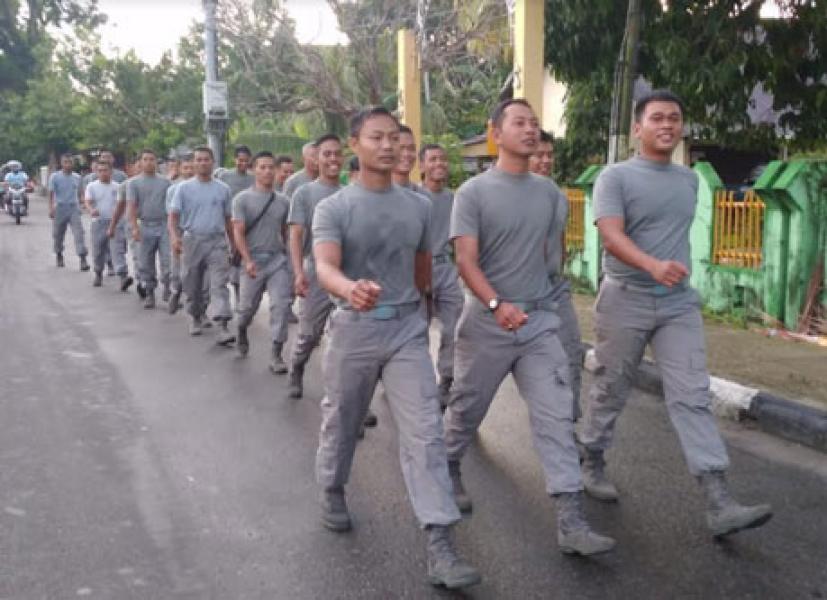 Kazona Timur Ajak Personel Olahraga Jalan Santai Keliling Ambon