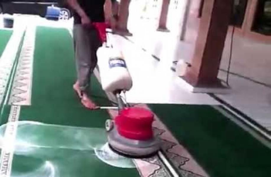 Kemenag Kota Pekanbaru Imbau Masjid Mencuci Karpet dan Sejadah