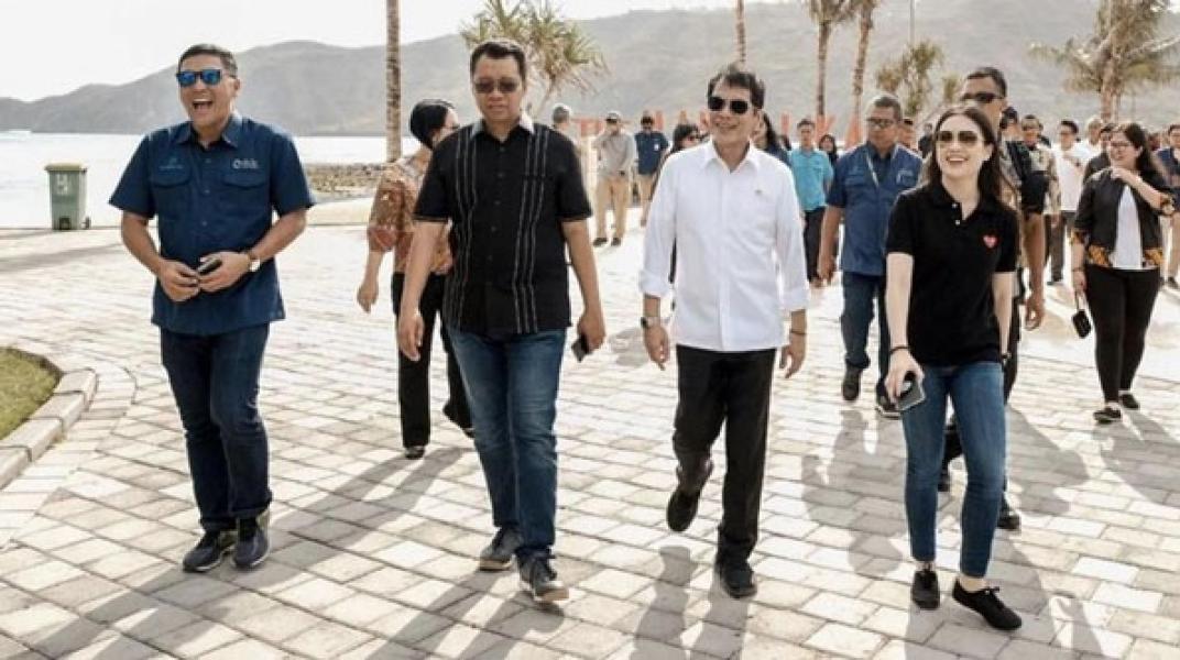 Pariwisata RI Terpukul Corona, Nasib Jutaan Pekerja Terancam