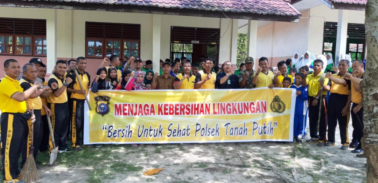 Polsek Tanah Putih Ajak Masyarakat Biasakan Hidup Bersih