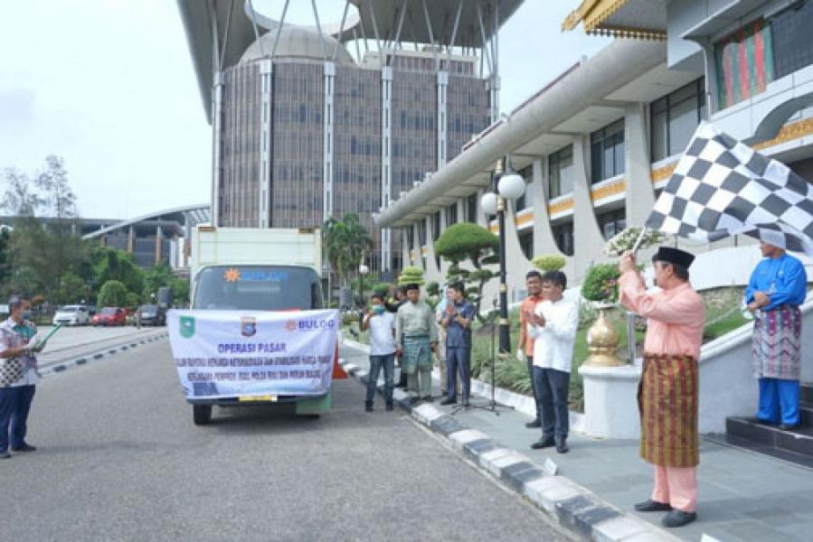 Sambut Ramadan, Pemprov Riau Launching Operasi Pasar