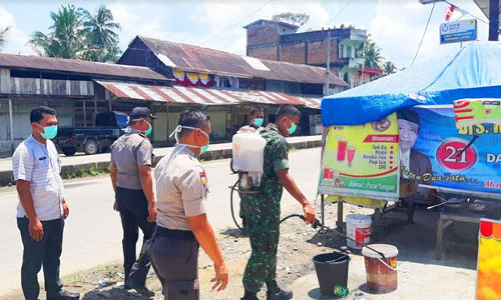 TNI POLRI Bersama Pemerintah Kecamatan Bangun Purba Lakukan Ini, Hingga Semprot Desinfektan