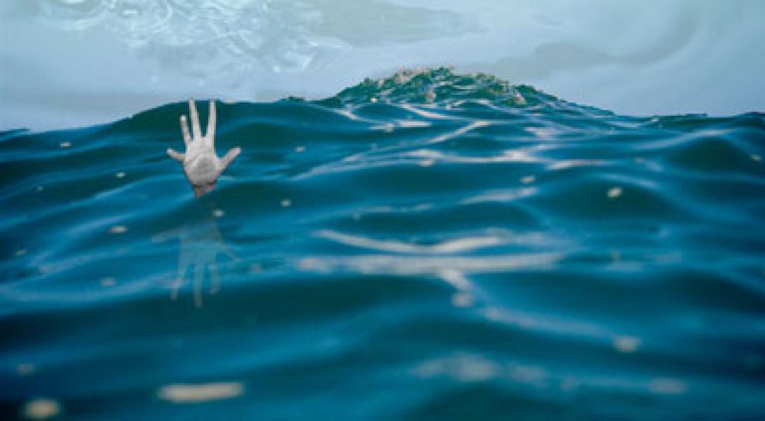 2 Pengunjung Pantai Parangtritis Terseret Ombak, 1 tewas dan 1 hilang