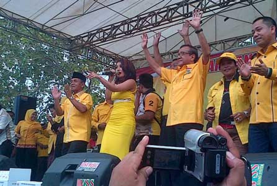 Akbar Tanjung: Kampanye Golkar di Pelalawan Terbesar se Indonesia