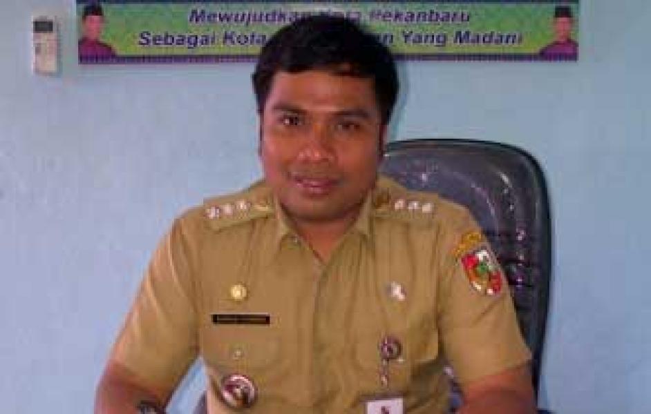 Camat Payung Sekaki Ajak Warga Gunakan Hak Pilih Secara Cerdas