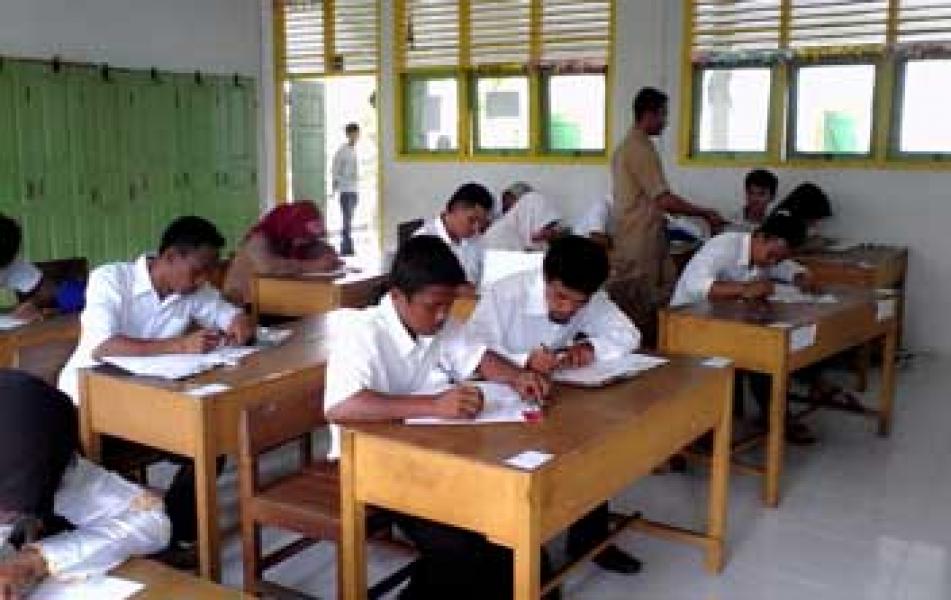 Hari Ini UN Paket Kesetaraan SMA Usai