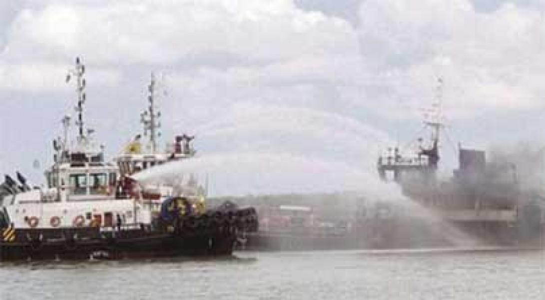 Kapal Tanker Indonesia Terbakar di Malaysia
