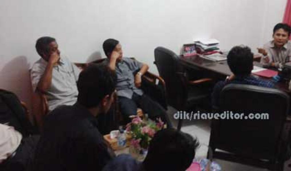 Mabes Polri dan Kejagung Police Line Kebun Sawit PT Adei