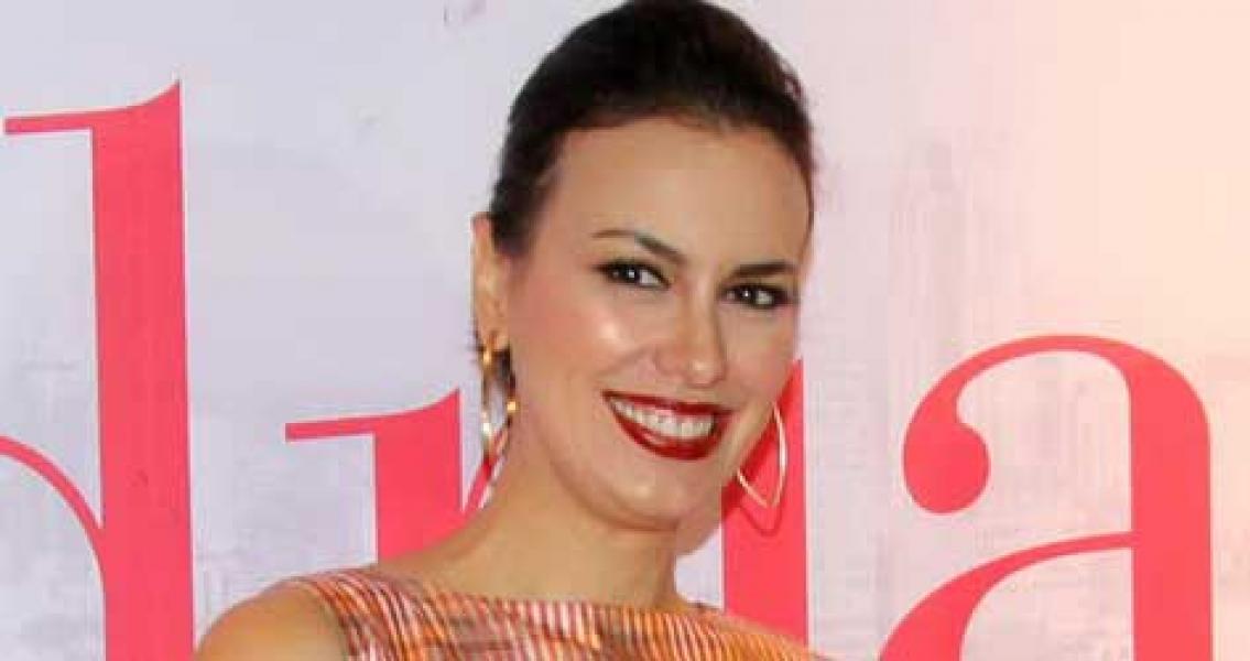 Mesra dengan Ariel, Sophia Mueller: Fotonya Sudah Beredar