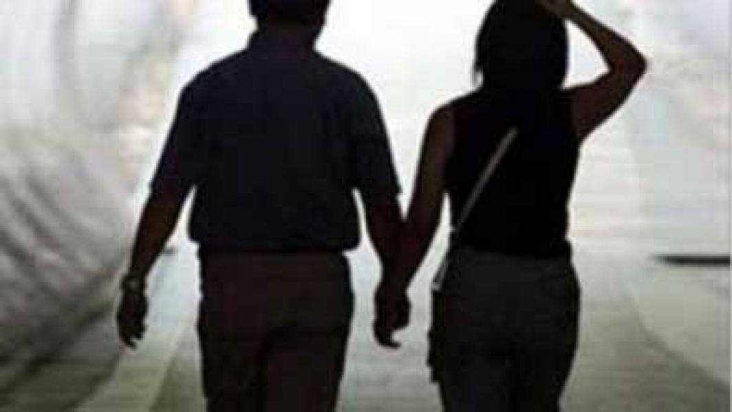 Panjat Istri Orang, Oknum Wartawan Ditangkap dan Dihajar Warga