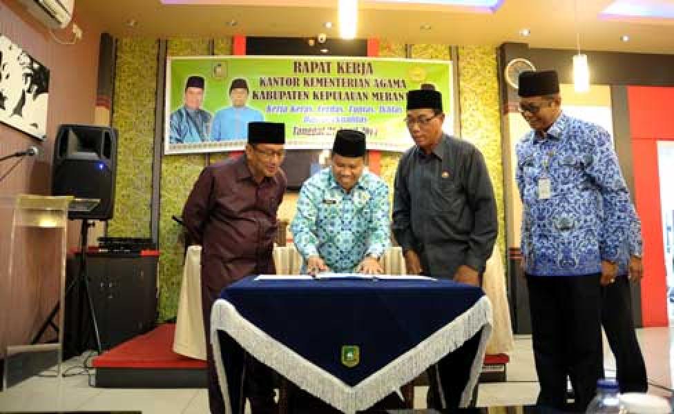 Pemkab Hibahkan Tanah Untuk Pembangunan Kantor Kemenag Meranti