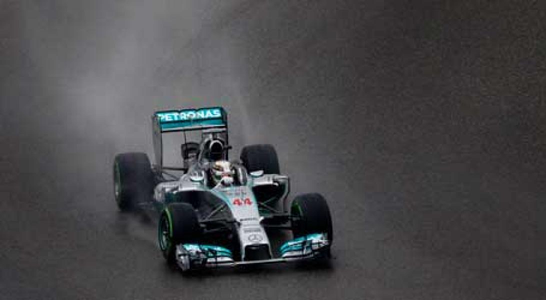 Pimpin Race GP China, Hamilton Lega