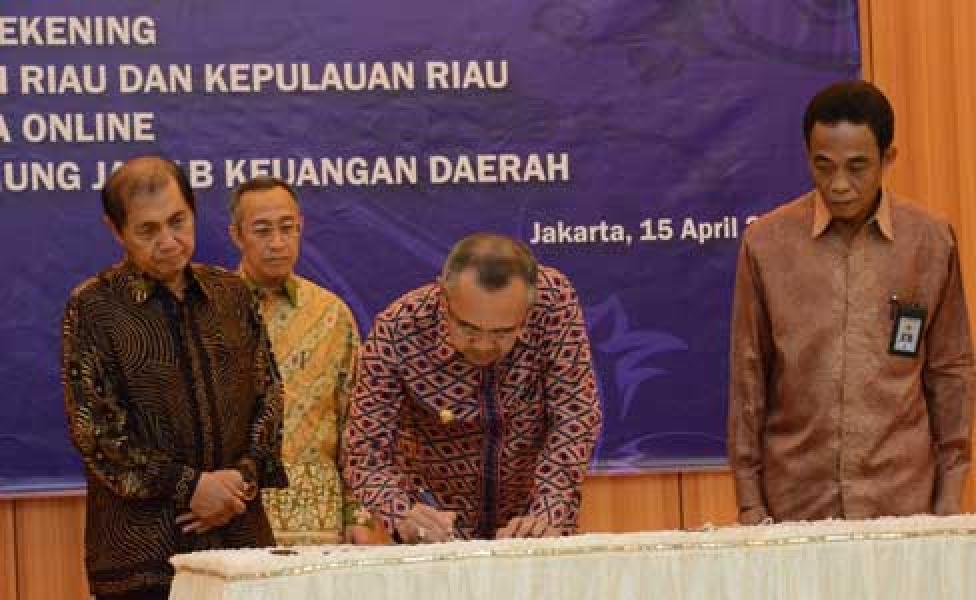 Riau, Kepri dan BPK Teken MoU Akses Data Transaksi Rekening