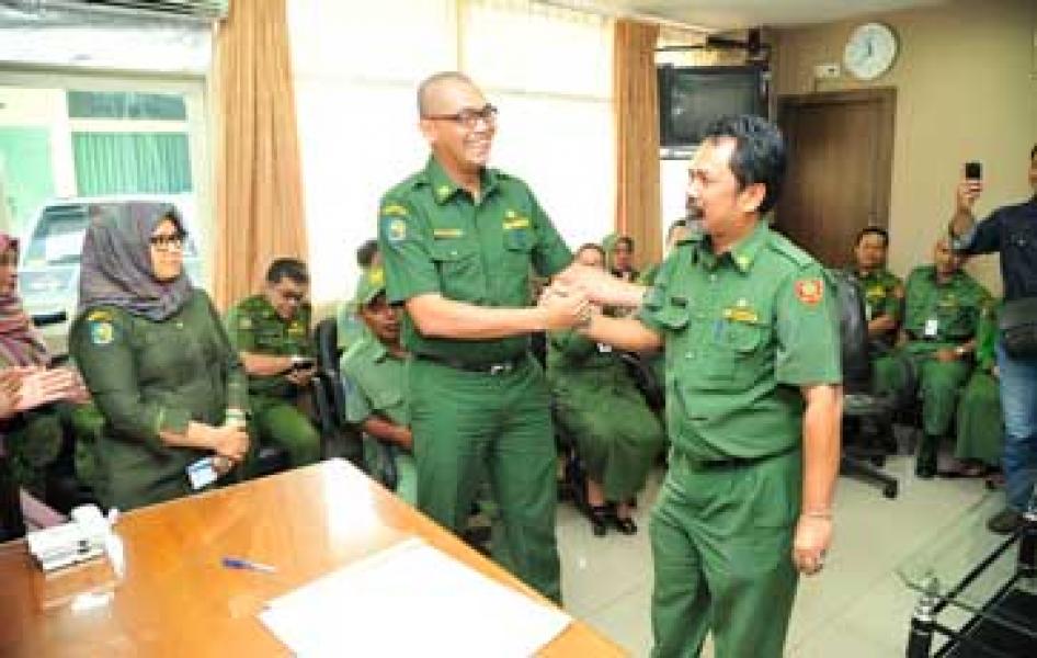 Sertijab Karo Humas Setdaprov Riau