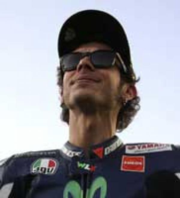 VR46 Naik Podium, The Doctor Ikut Berpesta