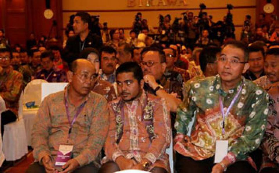 Bupati Harris Gelar Konfrensi Pers Terkait Pelepasan Kawasan Hutan Teknopolitan