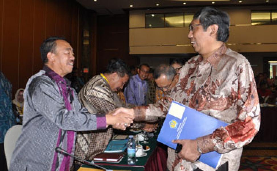 Bupati Herliyan Hadiri Musrenbang Provinsi Riau 2015