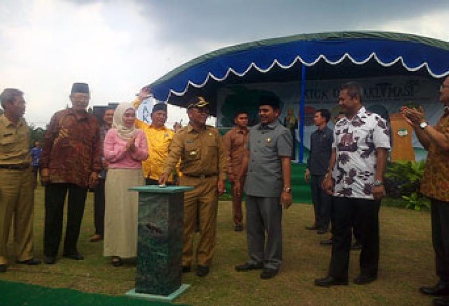 Bupati Pelalawan Buka Launching Program CSR Aklimasi PT. SLS