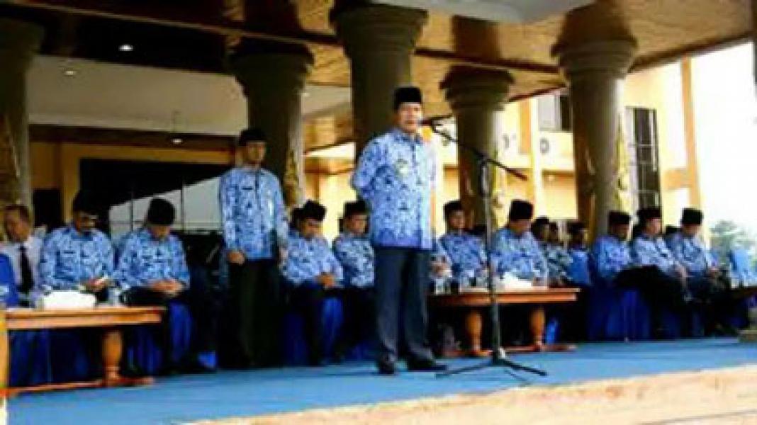 Bupati Rokan Hulu Intstruksikan Aparatur Tingkatkan Disiplin