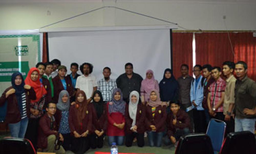 Himakom Abdurrab Taja Seminar Desa